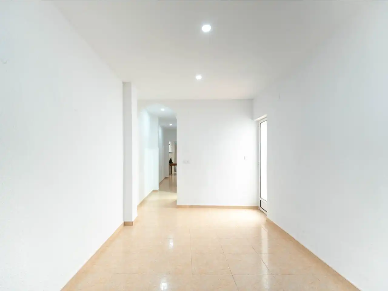 Piso en venta en La Pobla de Vallbona con Aire acondicionado, Calefacción y Jardín privado