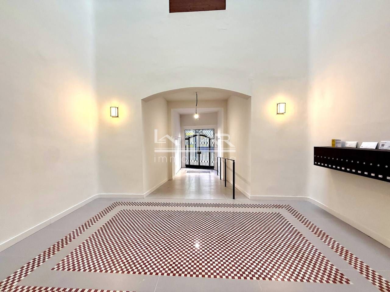 Flat to rent in Vic  with Air Conditioner, Heating and Private garden