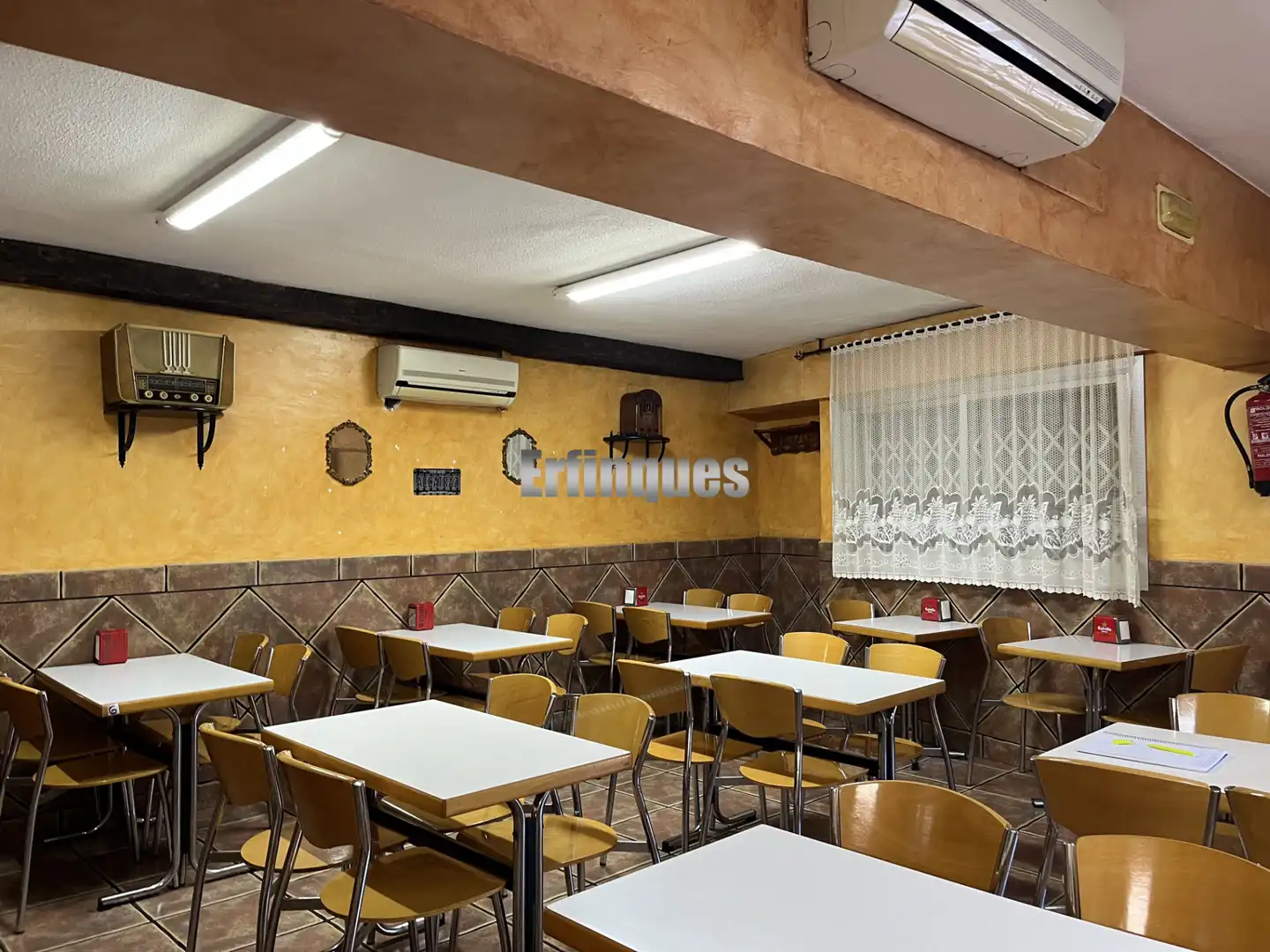 Local commercial à vendre à Carrer d'Alexander Bell, imagen 4