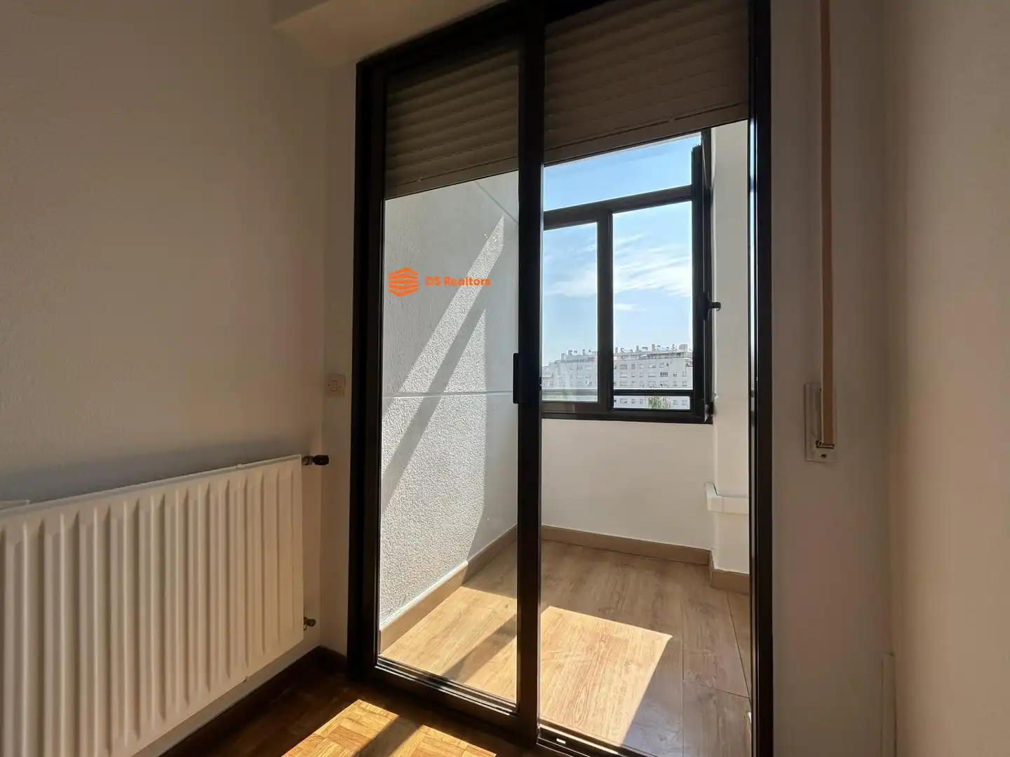 Balcony of Flat for rent in Madrid  with Heating, Terrace and Storage room