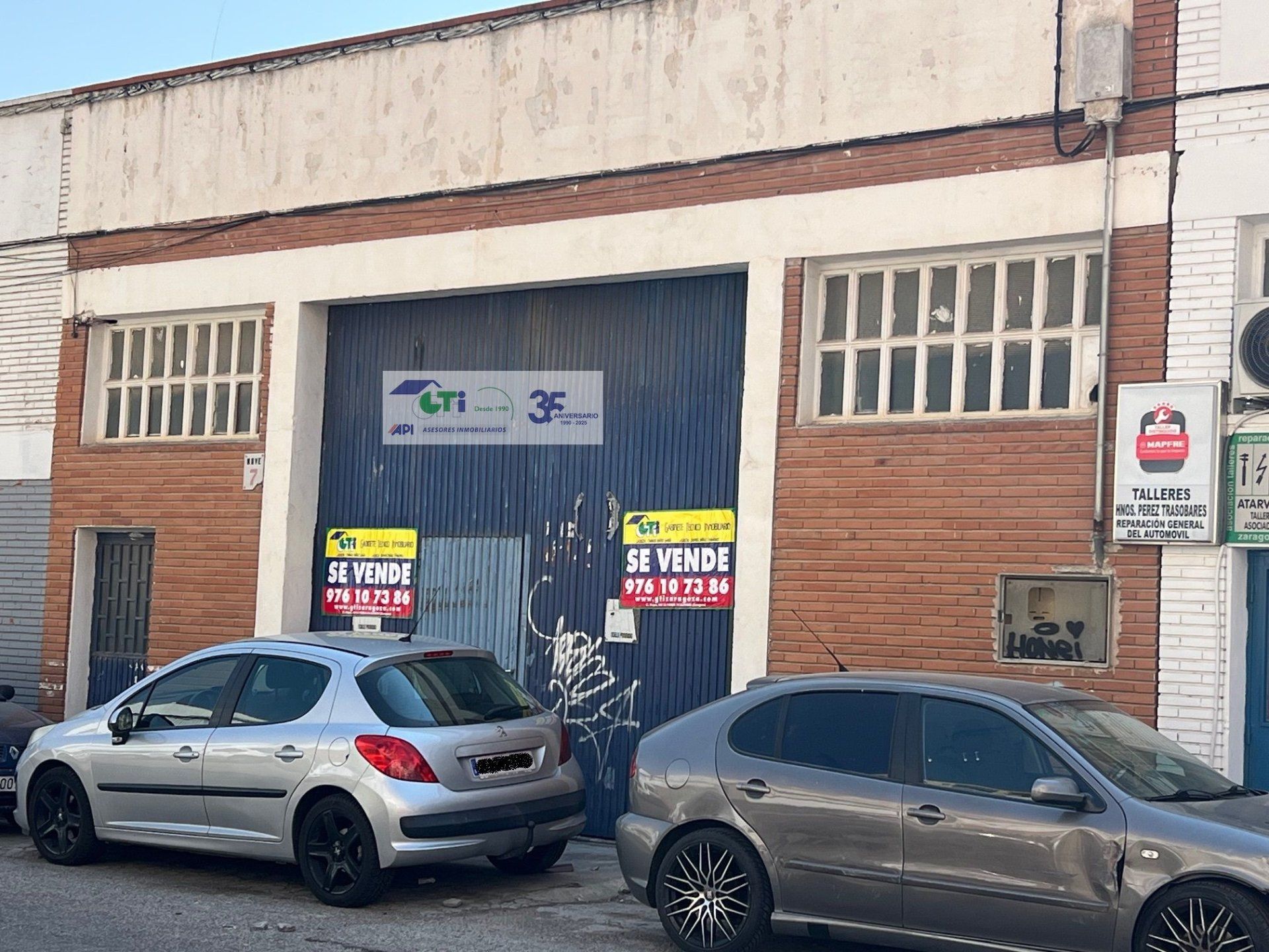 Exterior view of Industrial buildings for sale in  Zaragoza Capital