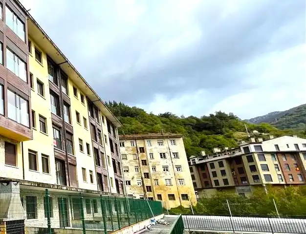 Residencial amb ascensor en venda a Travesía Cardenal Ceferino, imagen 3