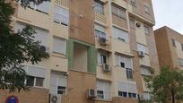 Exterior view of Flat for sale in  Sevilla Capital