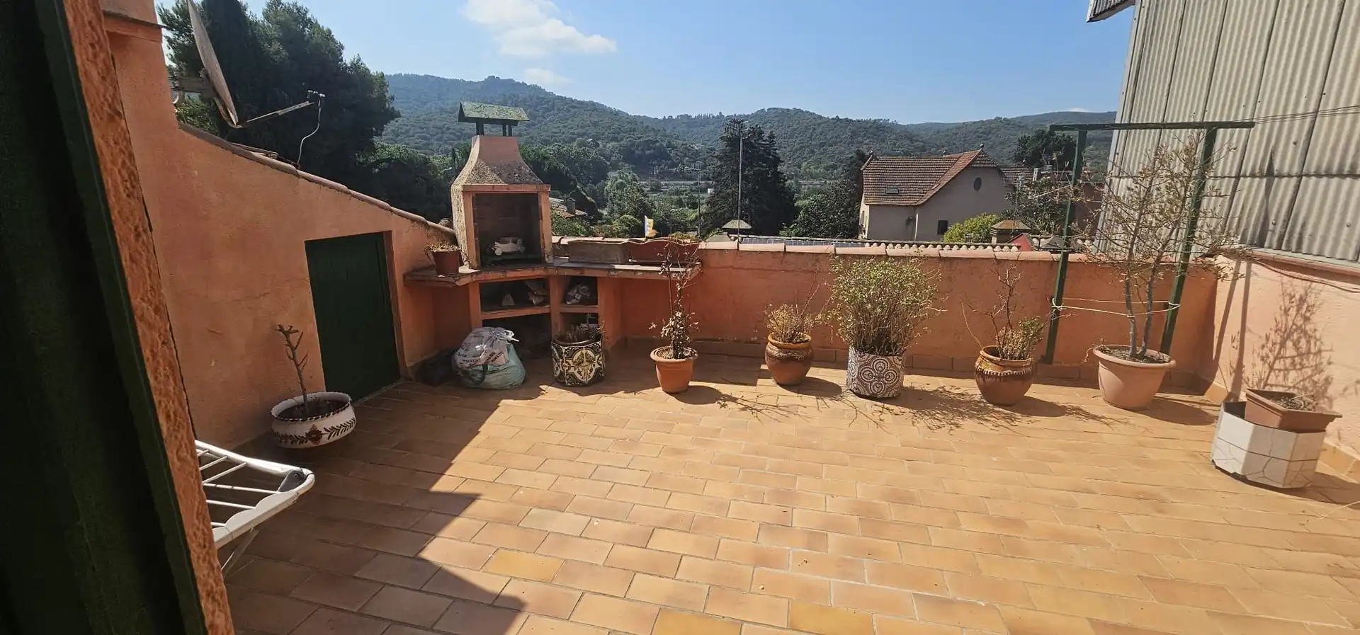 Terrassa de Pis en venda en Llinars del Vallès amb Terrassa, Moblat i Balcó