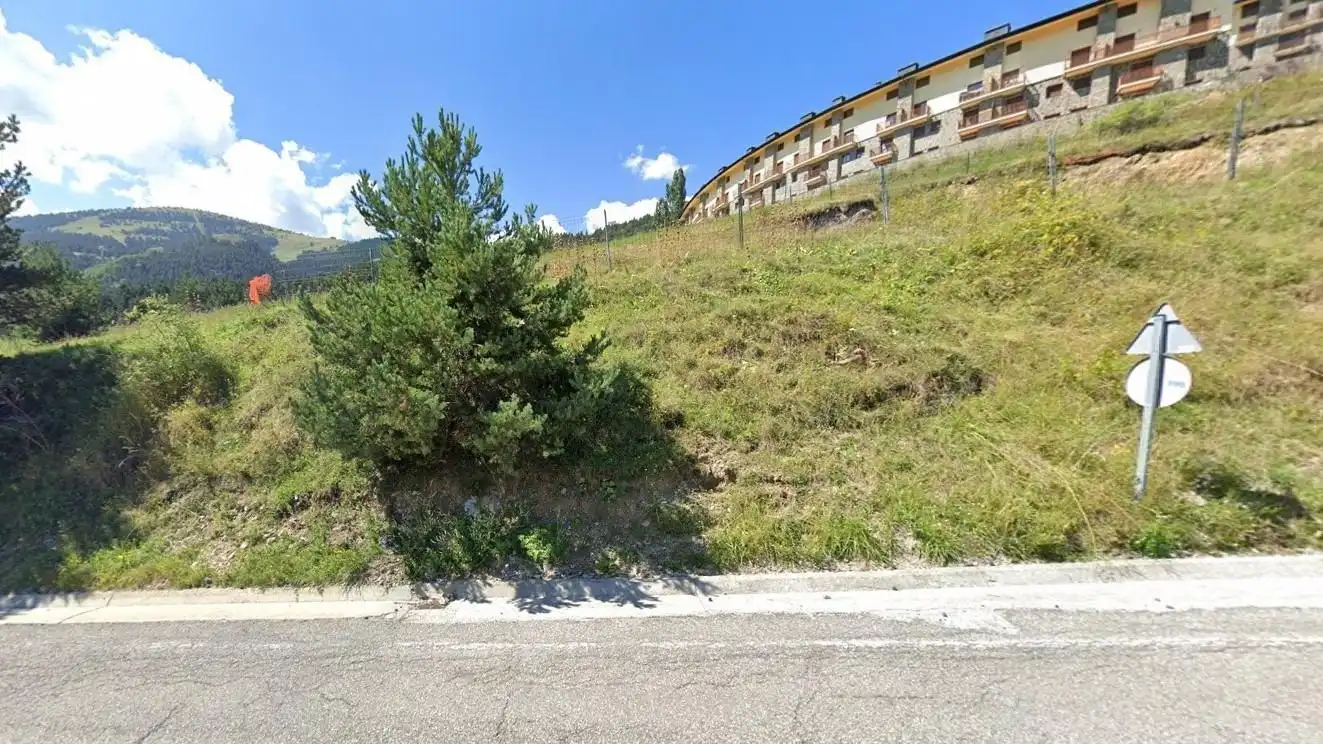 Grundstücke und Bauplätze zum Verkauf in Carretera ALP-MOLINA P-2 149