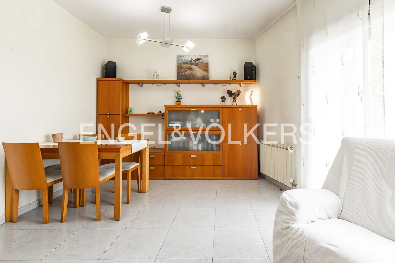 Sala d'estar de Casa o xalet en venda en Polinyà amb Calefacció, Jardí privat i Terrassa