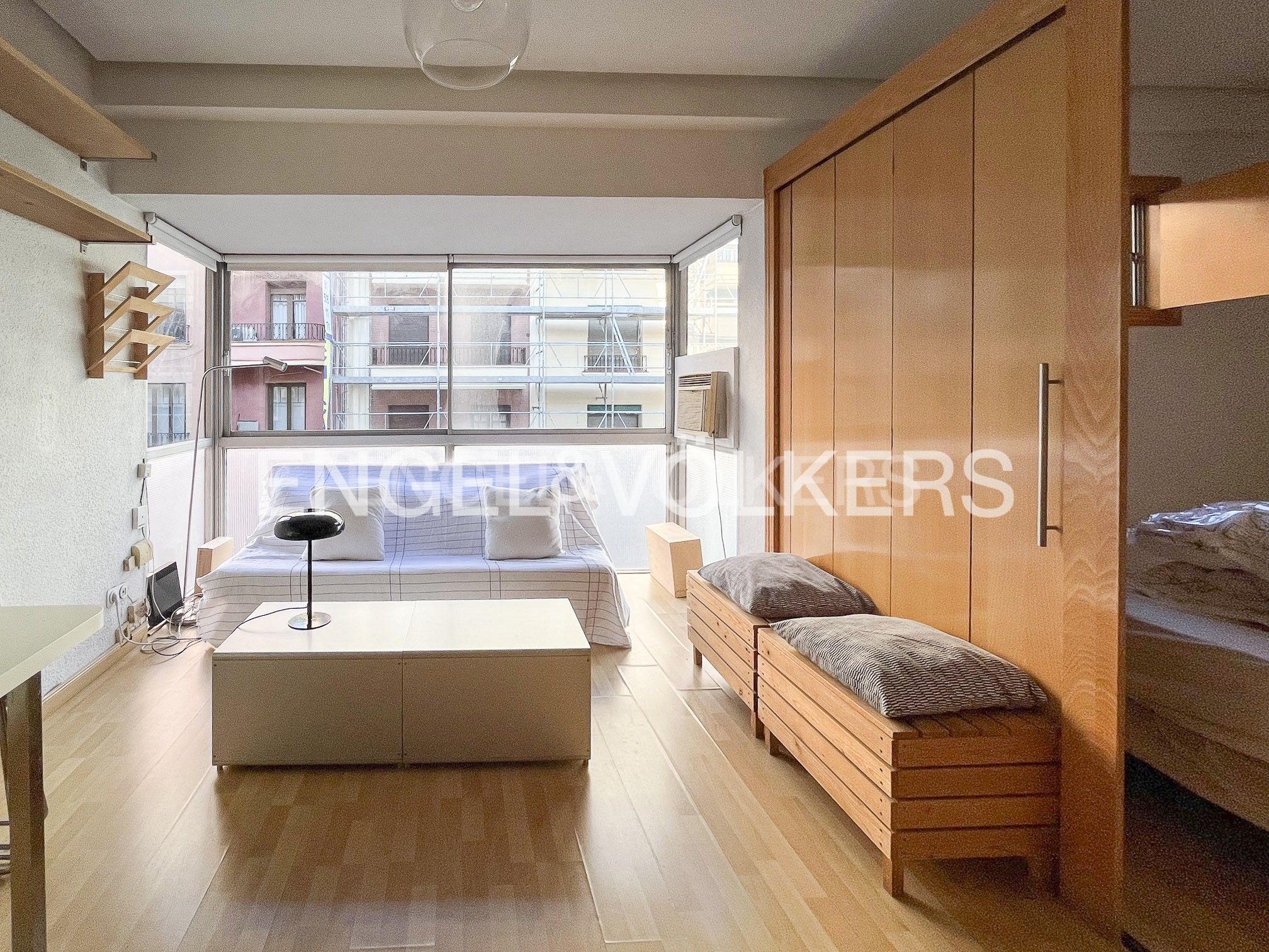 Wohnzimmer von Wohnungen miete in  Madrid Capital mit Klimaanlage, Heizung und Parkett