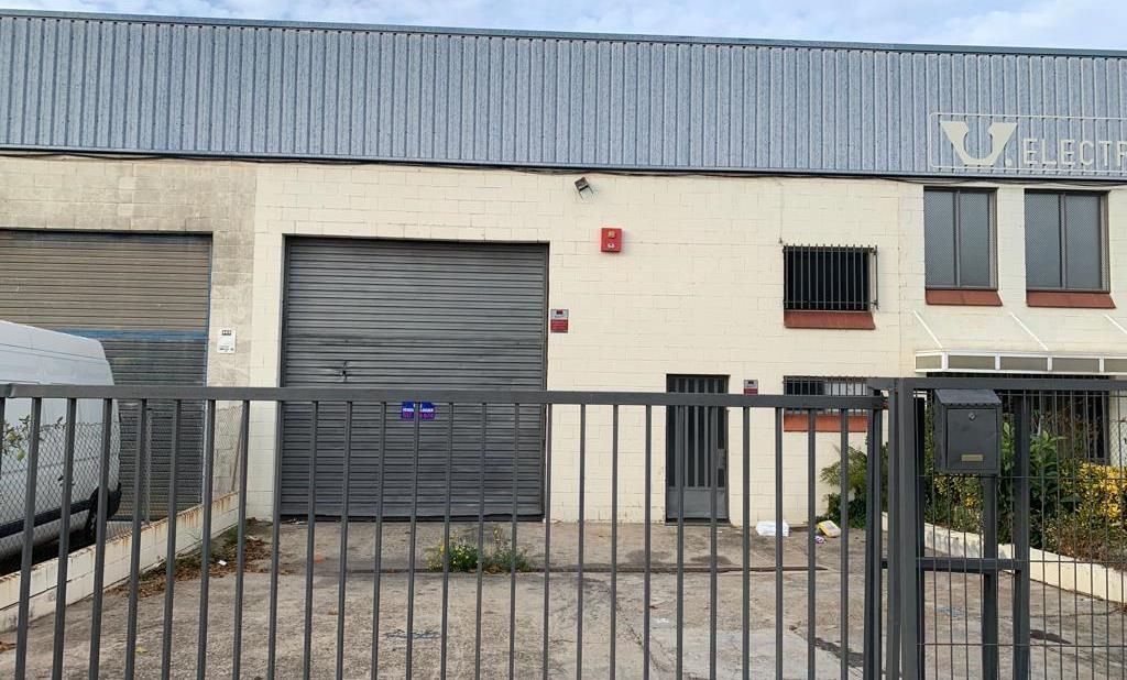 Exterior view of Industrial buildings for sale in Castellar del Vallès