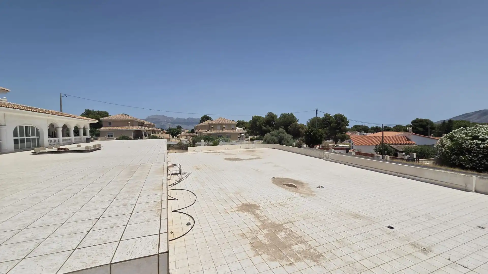 Vista exterior de Casa o chalet en venta en La Nucia con Jardín privado, Terraza y Trastero