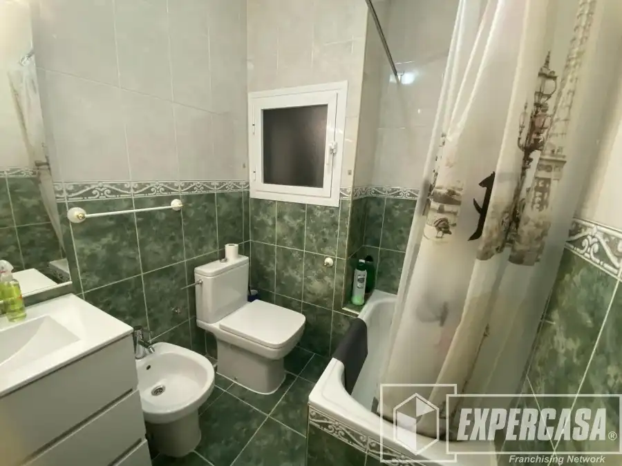 Bathroom of Apartments for sale in Sueca  with Air Conditioner, Terrace and Furnished
