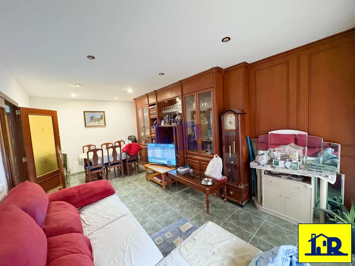 Sala de estar de Piso en venta en Cuenca con Calefacción, Terraza y Trastero