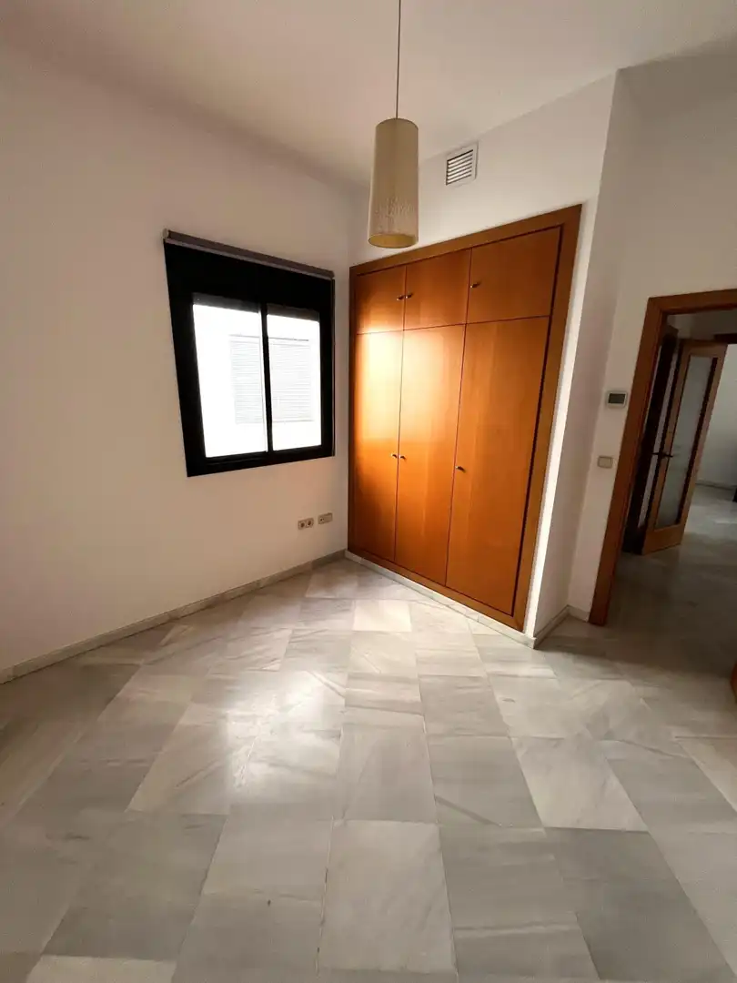Habitación de Piso en venta en Marchena, Sevilla