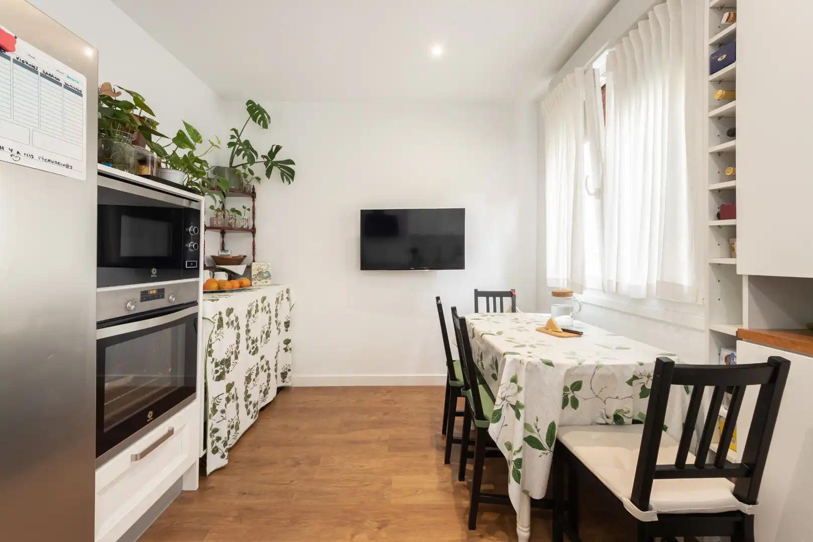 Kitchen of Flat for sale in Bilbao   with Heating, Parquet flooring and Furnished