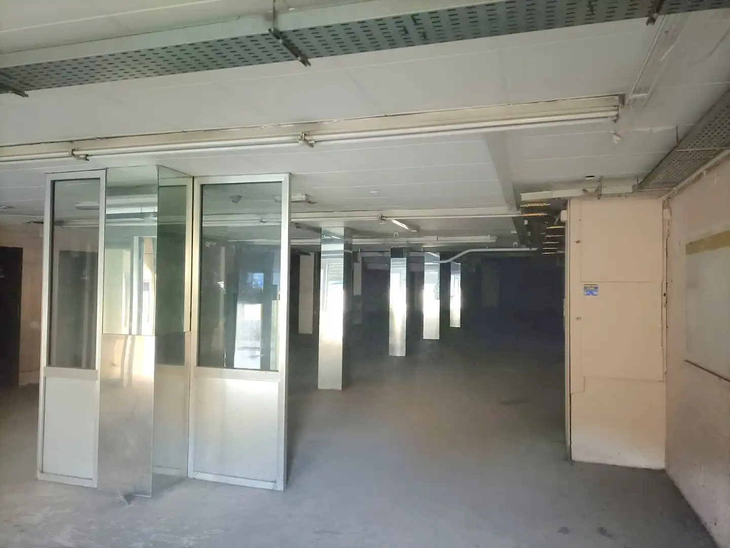 Gewerbefläche zum Verkauf in Carrer d'Osca, imagen 14