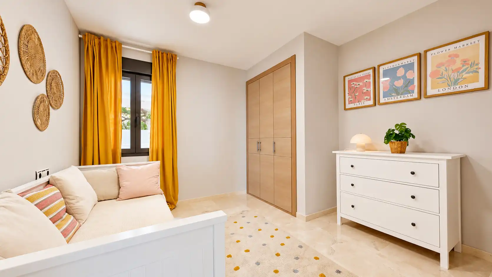 Schlafzimmer von Wohnung zum Verkauf in Casares mit Klimaanlage, Heizung und Terrasse