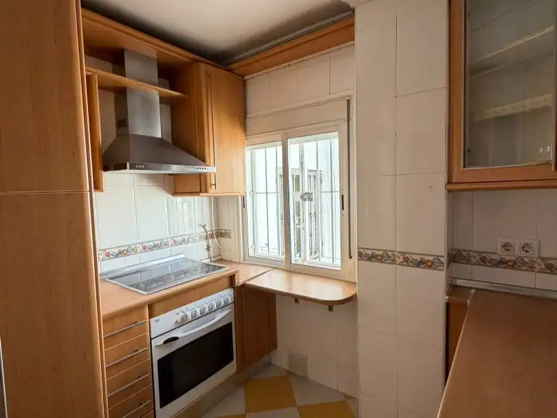 Cocina de Piso en venta en  Sevilla Capital con Aire acondicionado, Terraza y Balcón