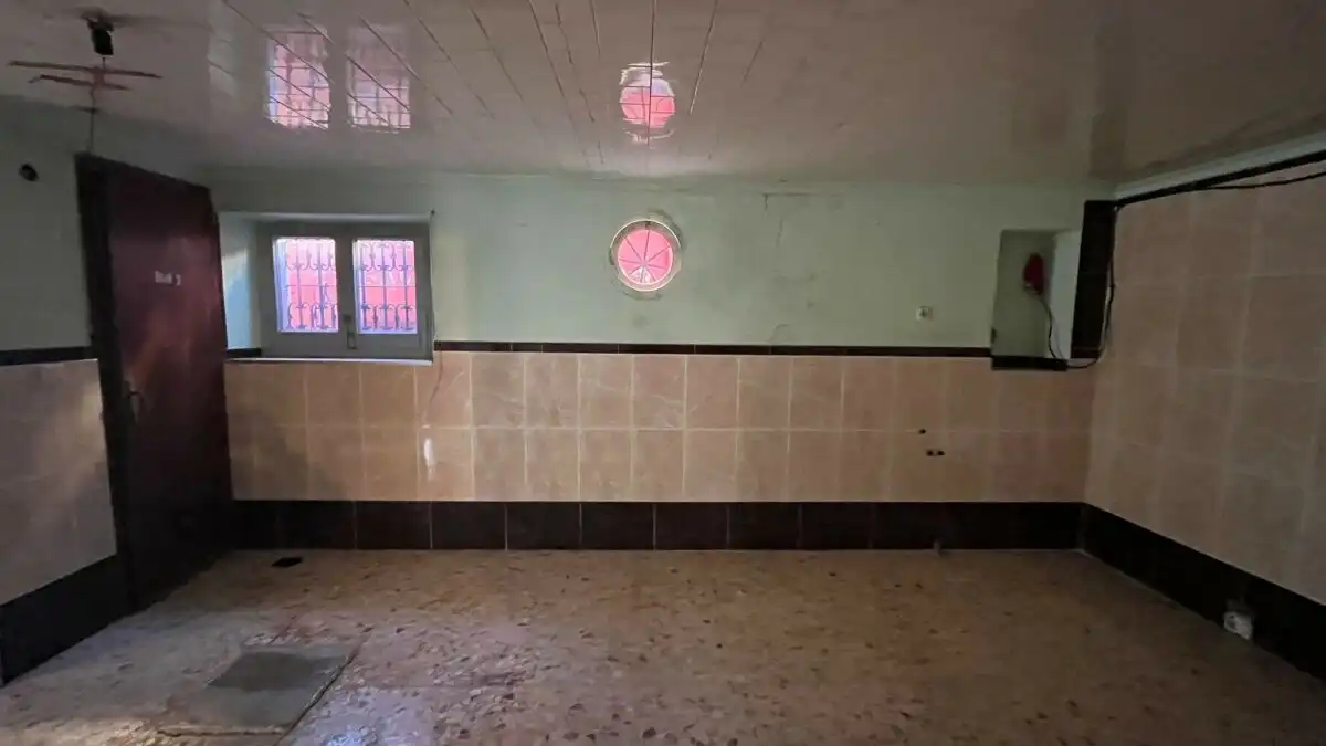 Flat for sale in PORTUGAL, 4, Lora del Río