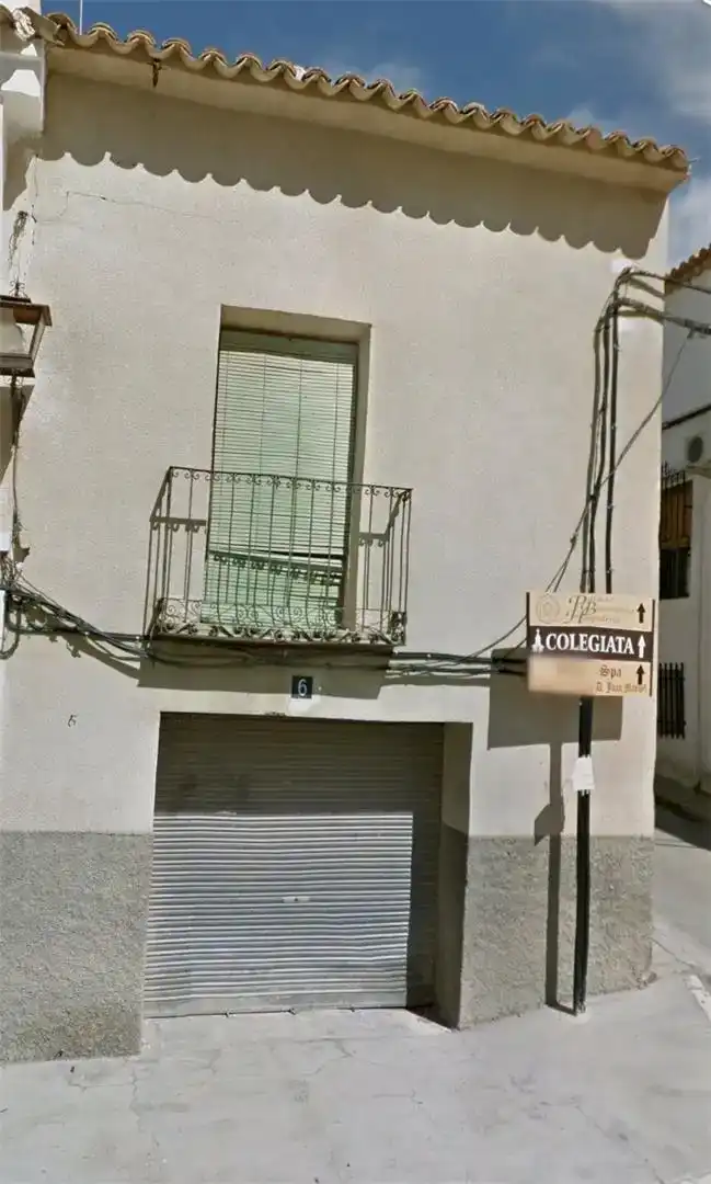 Vista exterior de Casa adosada en venda en Belmonte amb Balcó