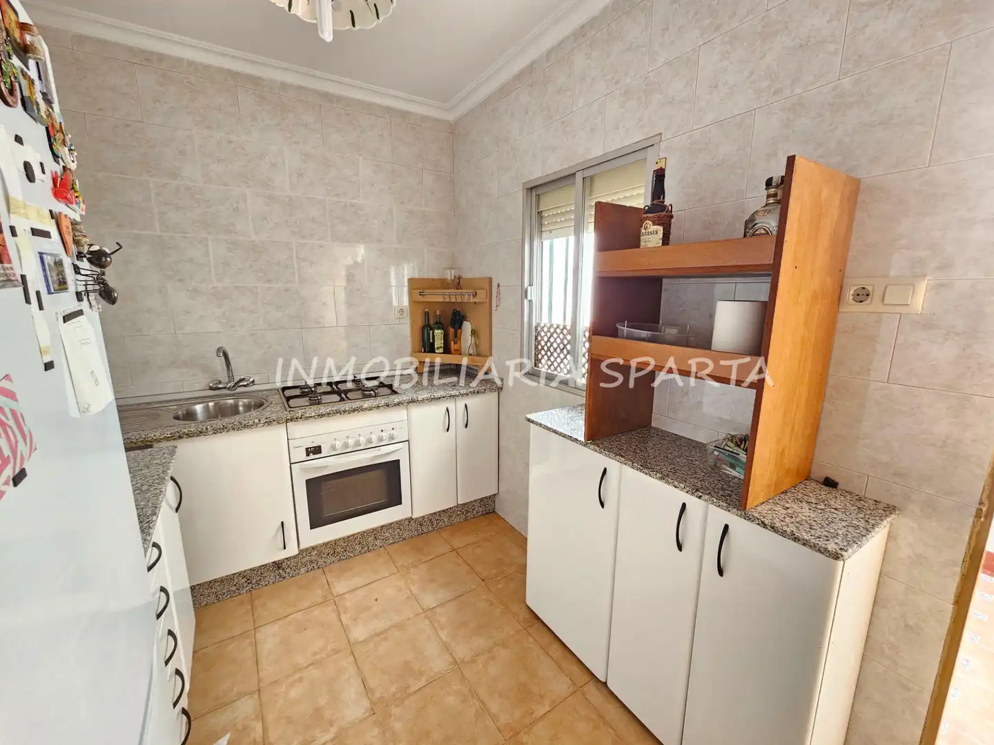 Cocina de Casa adosada en venta en Santiponce con Terraza, Trastero y Balcón