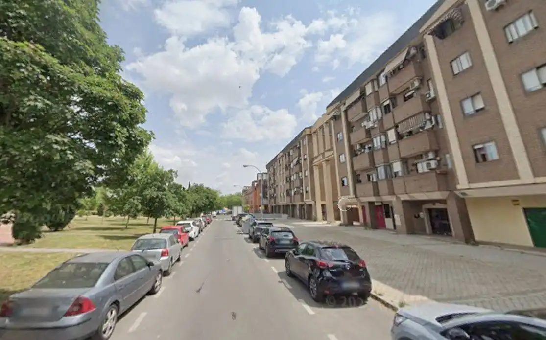Außenansicht von Garage zum Verkauf in Leganés