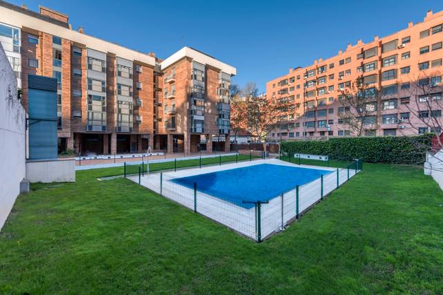 Piso en Venta en Golfo de Salónica, 63 en Costillares