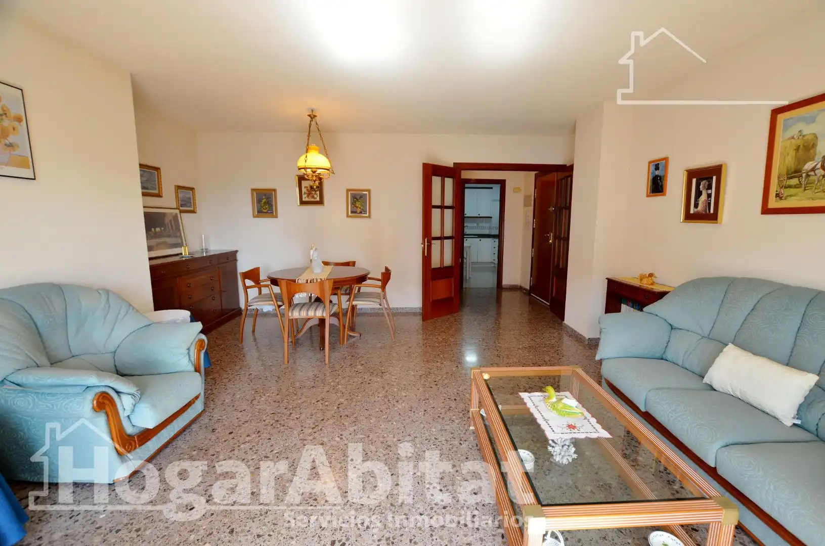 Sala de estar de Piso en venta en Alicante / Alacant con Jardín privado, Balcón y Piscina comunitaria