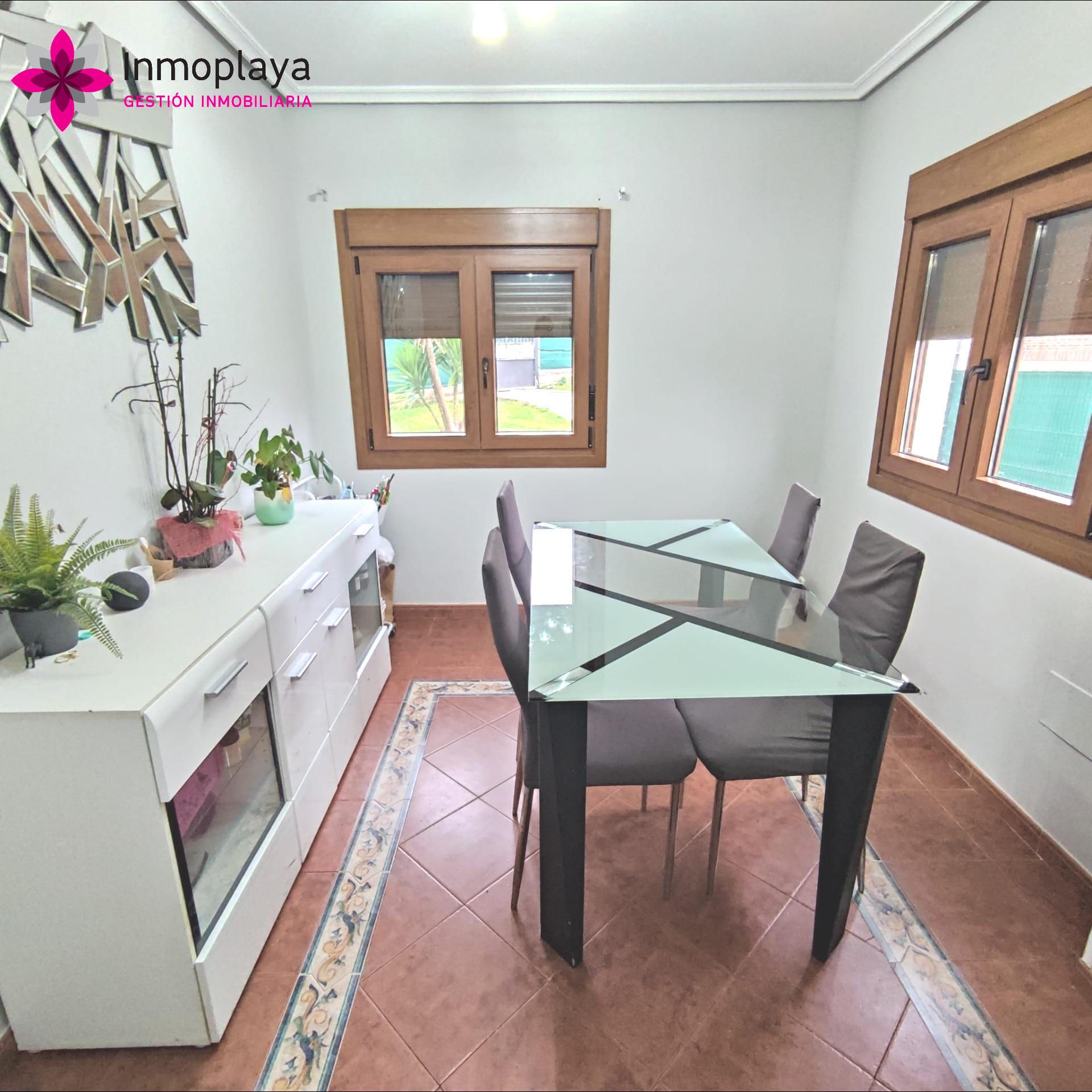 Comedor de Casa adosada en venta en Argoños  con Amueblado