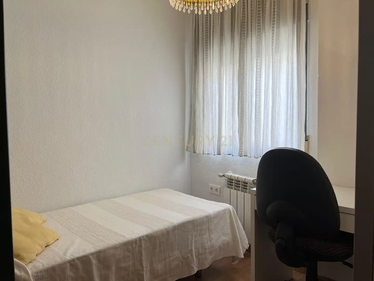 Dormitori de Apartament de lloguer en Granada amb Aire condicionat, Moblat i Forn