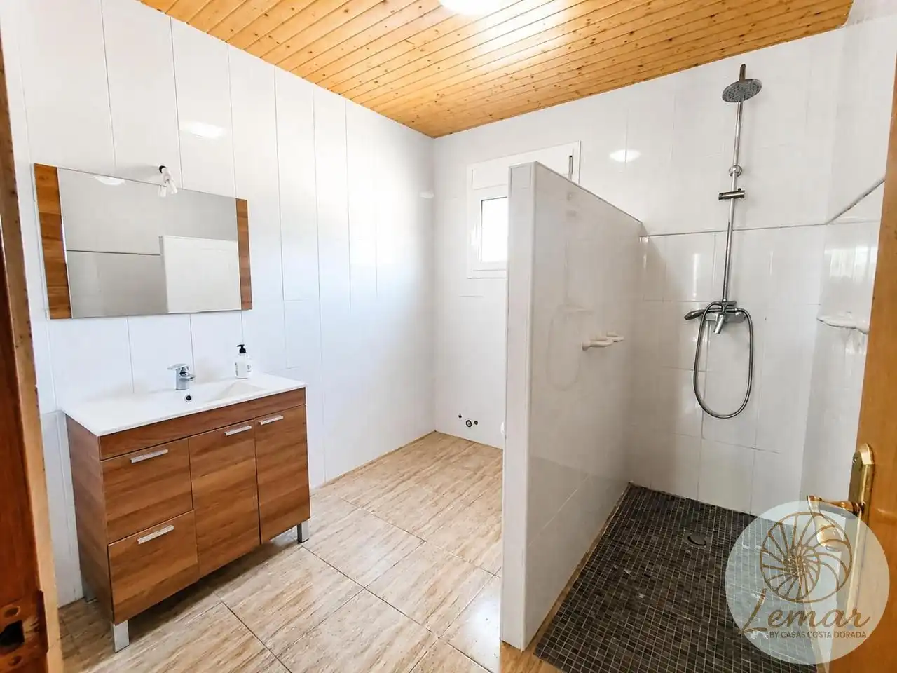 Baño de Finca rústica en venta en L'Ametlla de Mar 