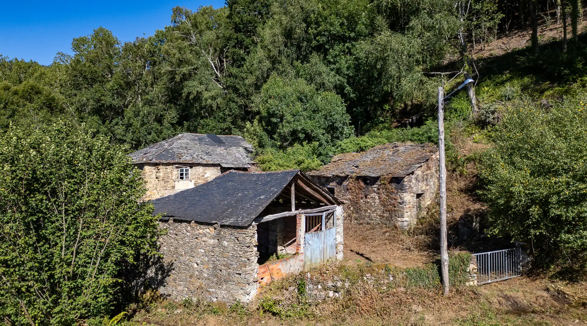 Vista exterior de Finca rústica en venda en Becerreá