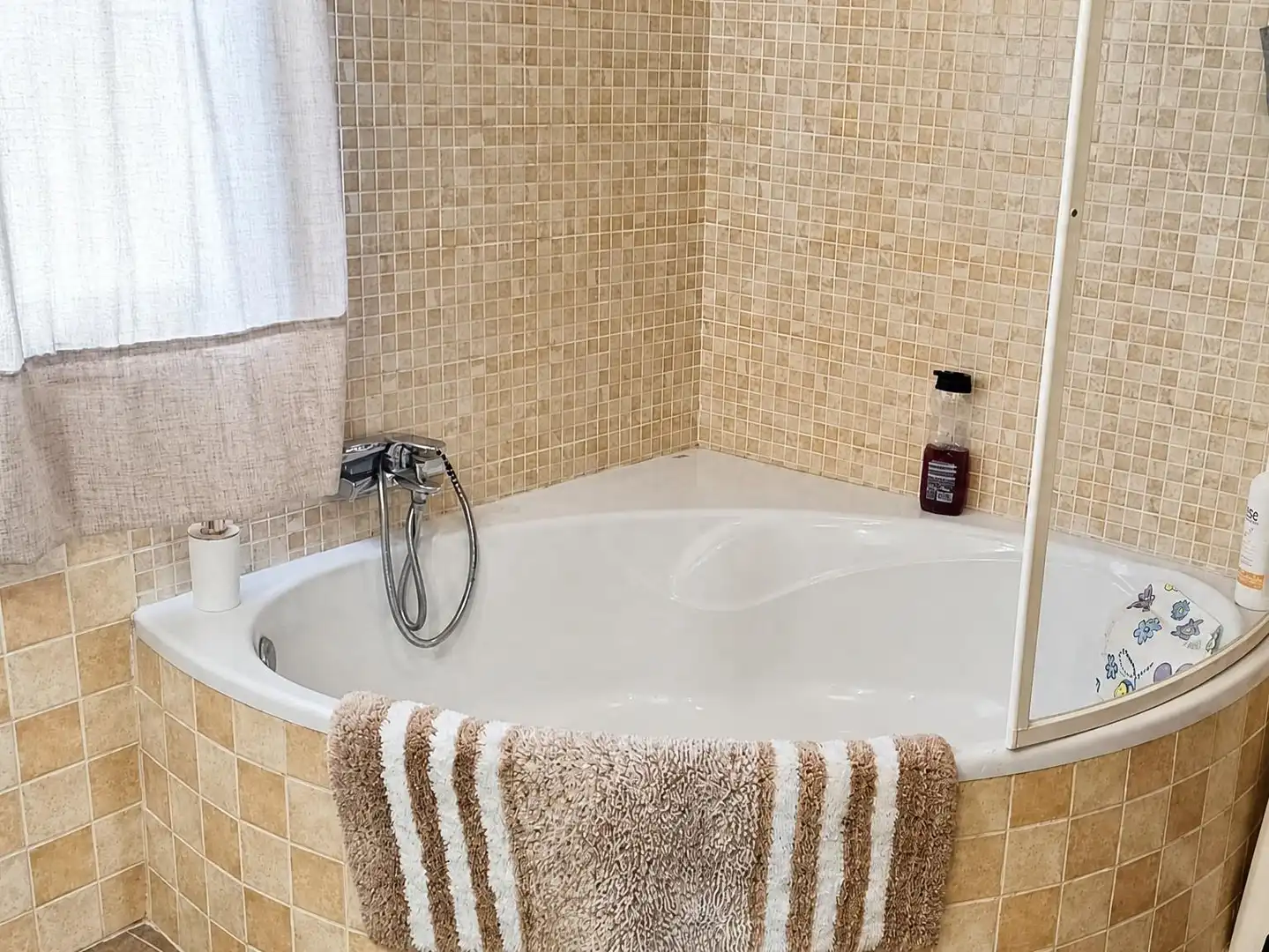 Bany de Casa o xalet en venda en Huelva amb Aire condicionat i Traster