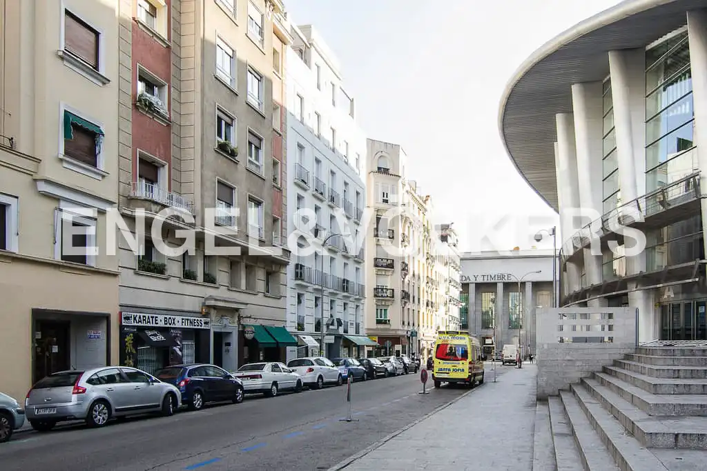 Exterior view of Flat for rent in Madrid  with Air Conditioner, Heating and Furnished