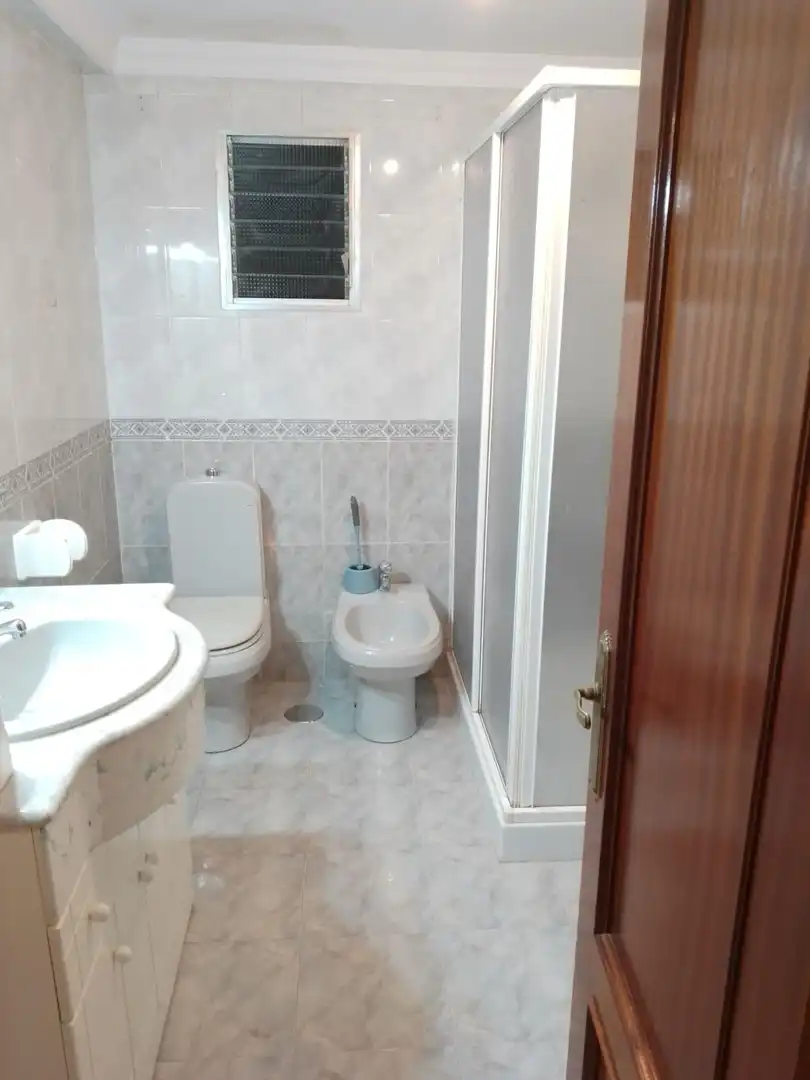 Bathroom of Flat for sale in Málaga  with Air Conditioner and Heating