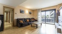 Living room of Apartment for sale in Sabadell  with Air Conditioner, Heating and Parquet flooring