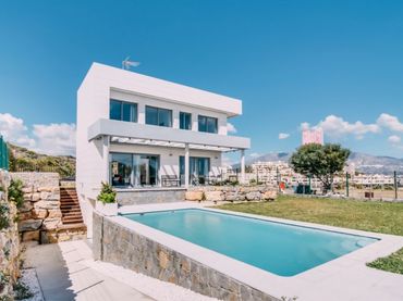 Villa con piscina in vendita a Hipódromo - Cerrado del Águila