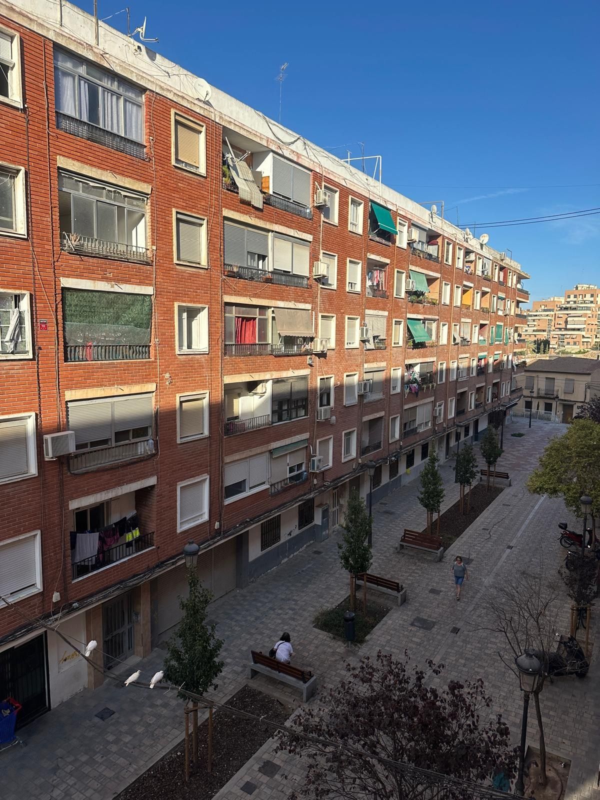 Vista exterior de Pis de lloguer en  Valencia Capital amb Moblat i Balcó