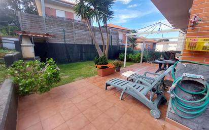 Terrassa de Casa o xalet en venda en Castro-Urdiales amb Calefacció, Jardí privat i Terrassa