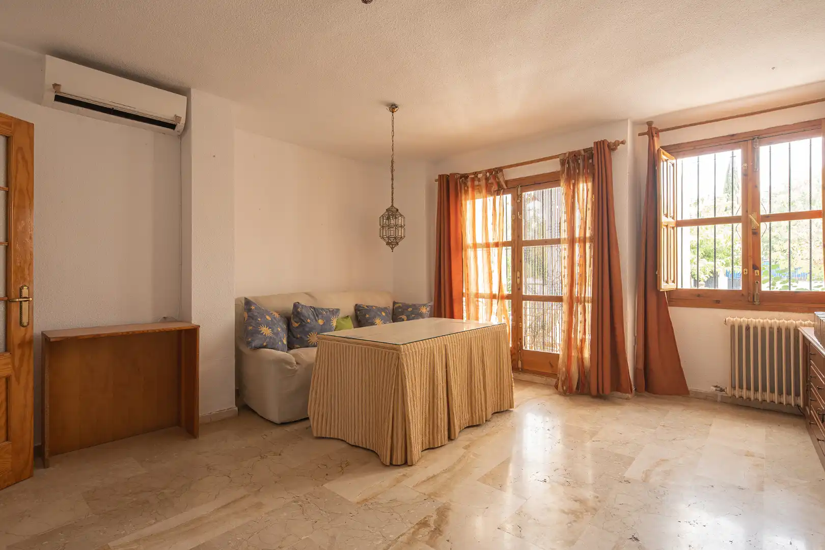 Bedroom of Houses for sale in Genil