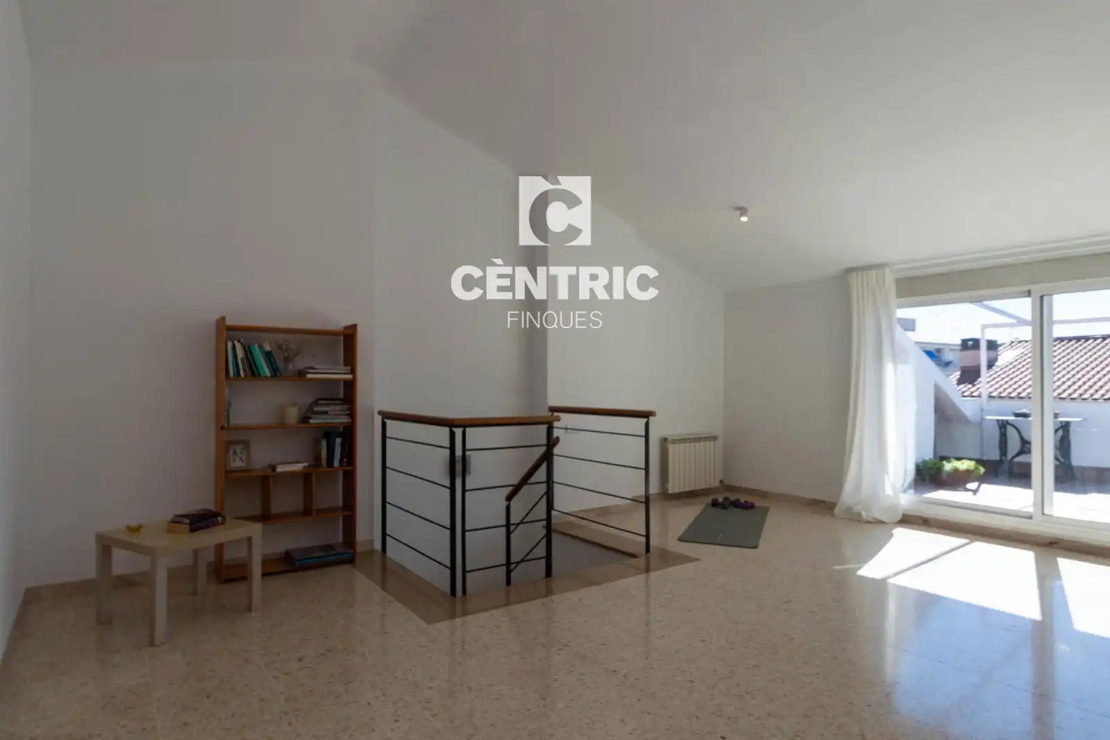 Attic for sale in Centre