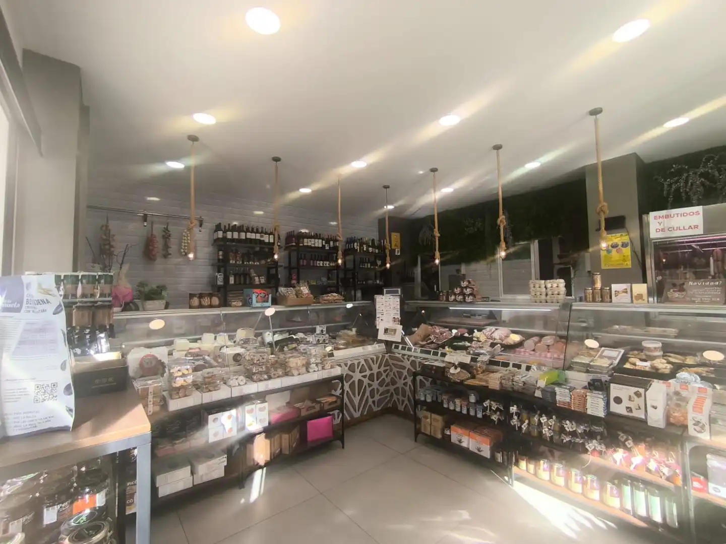 Local comercial en venda a Calle Ramón y Cajal, imagen 3