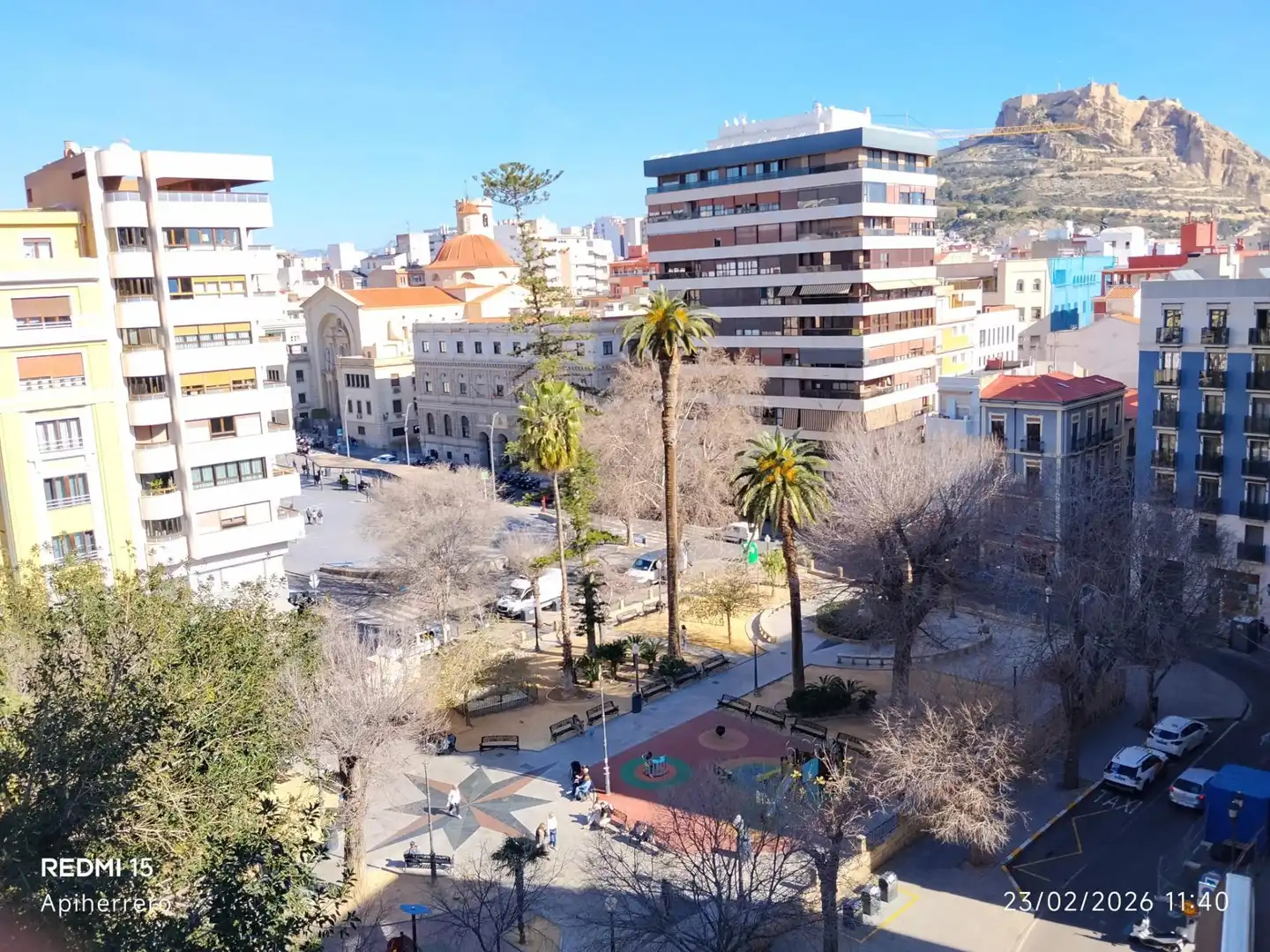 GRAN PISO DE 150 M2 APROX. EN PISO ALTO, MUY LUMINOSO, CON 5 HABITACIONES, 2 BAÑOS, 2 PLAZAS DE GARAJE Y TRASTERO EN UNA DE LAS ME, imatge 3