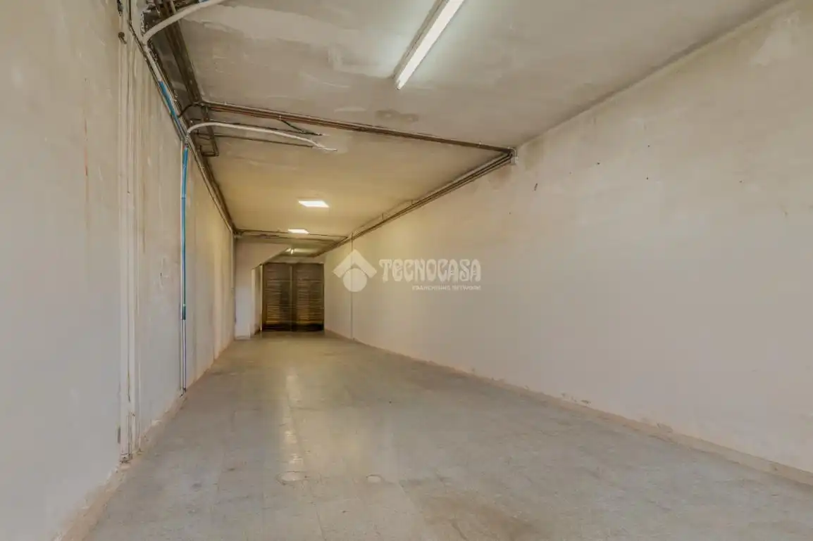 Einfamilien-Reihenhaus zum Verkauf in Terrassa mit Terrasse