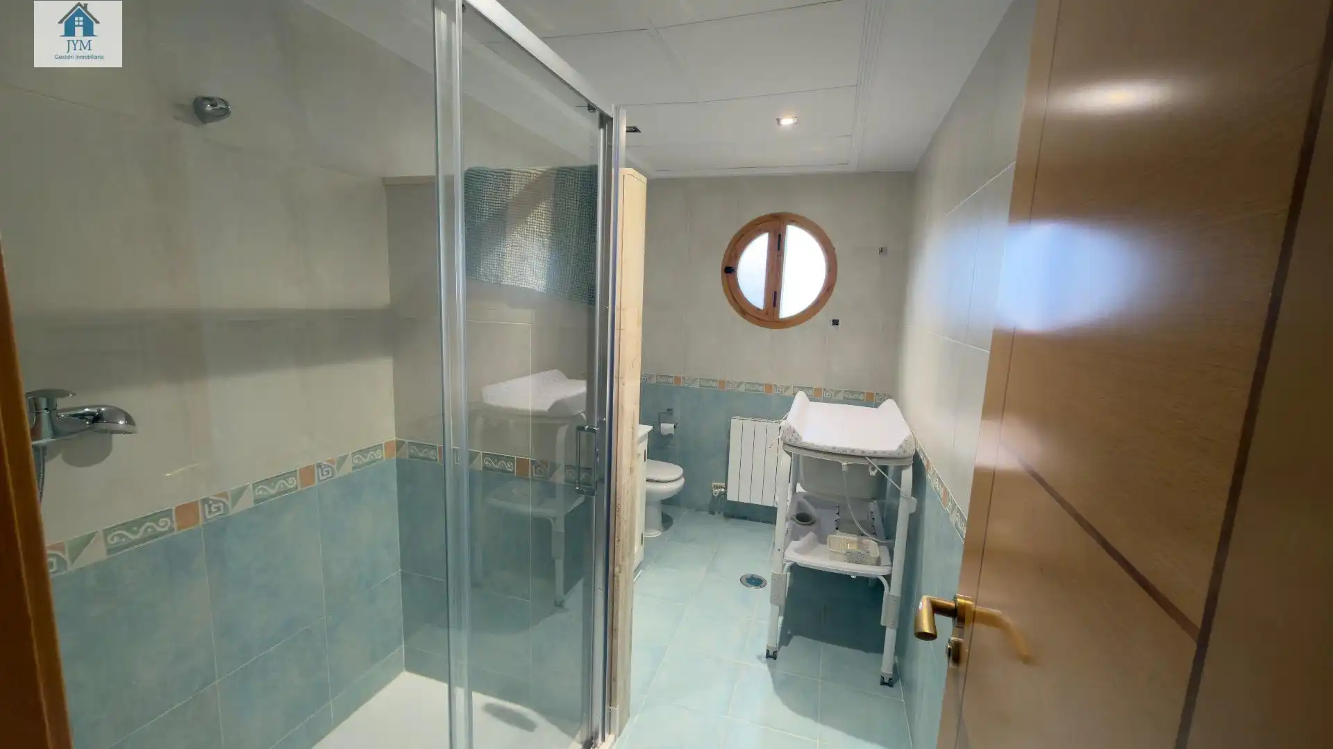 Baño de Casa o chalet en venta en Cájar con Aire acondicionado, Calefacción y Jardín privado