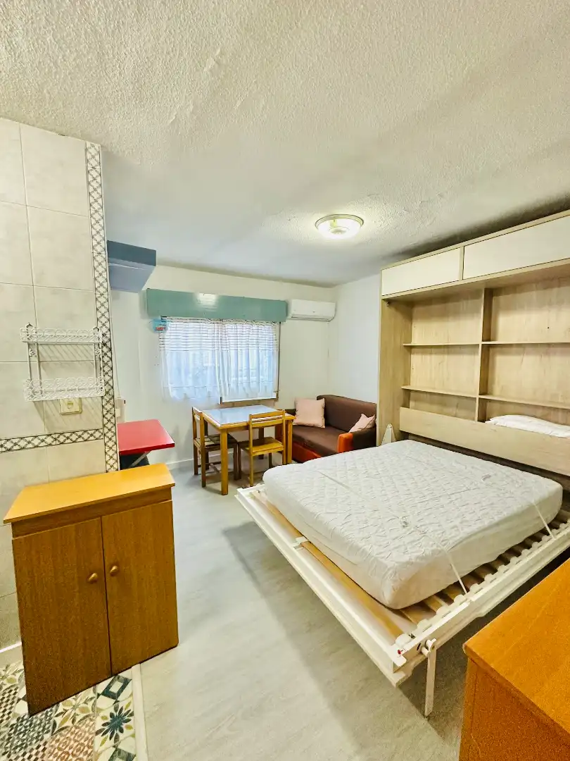 Studio avec ascenseur à louer à Calle Almona de San Juan de Dios