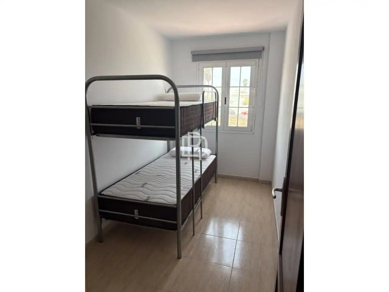 Habitación de Piso de alquiler en Arico con Terraza y Piscina comunitaria