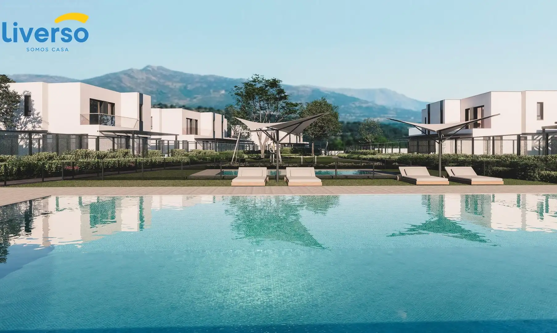 Schwimmbecken von Einfamilien-Reihenhaus zum Verkauf in Guadalix de la Sierra mit Terrasse