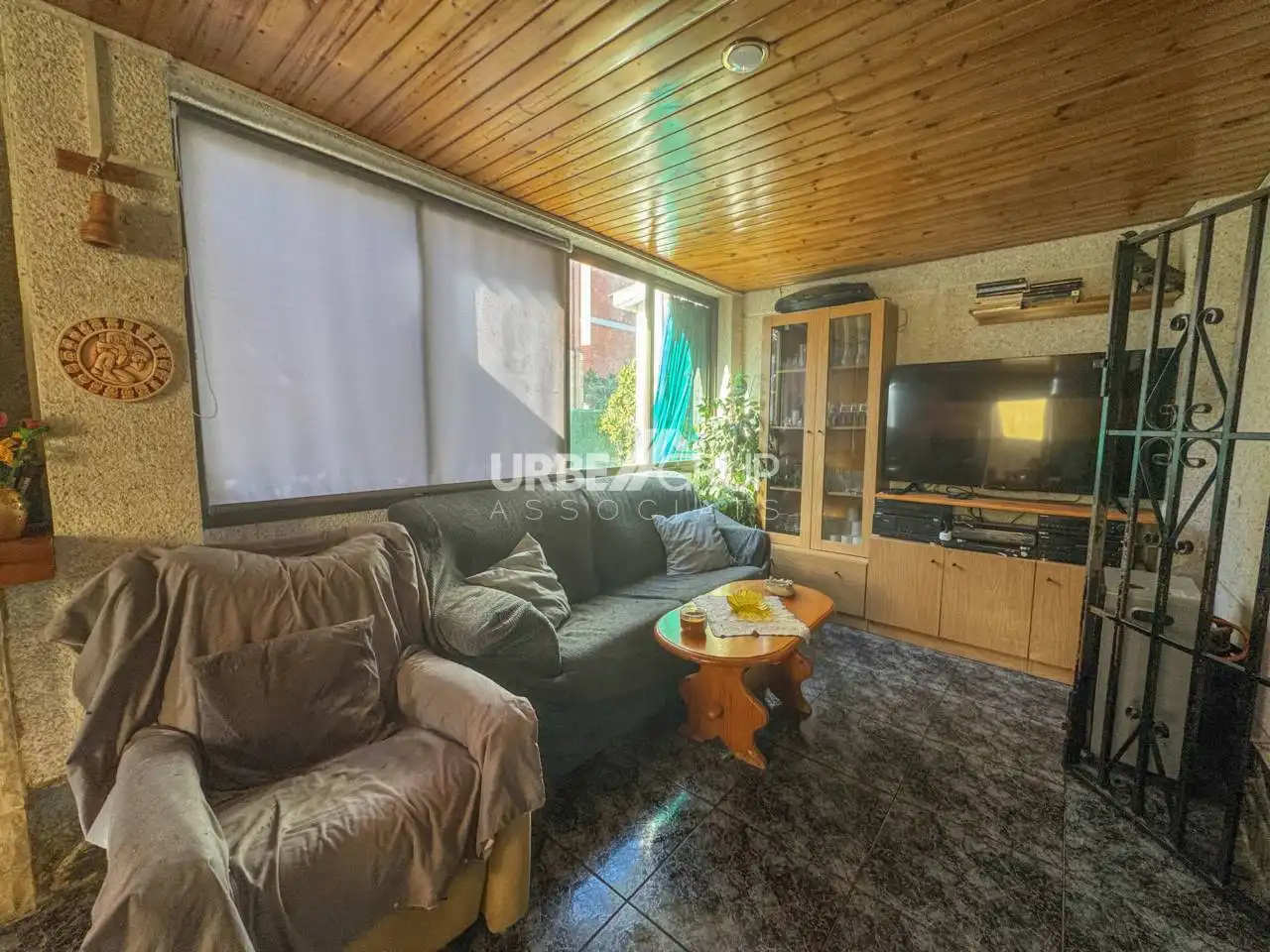 Wohnzimmer von Haus oder Chalet zum Verkauf in Sant Esteve Sesrovires mit Klimaanlage, Heizung und Terrasse