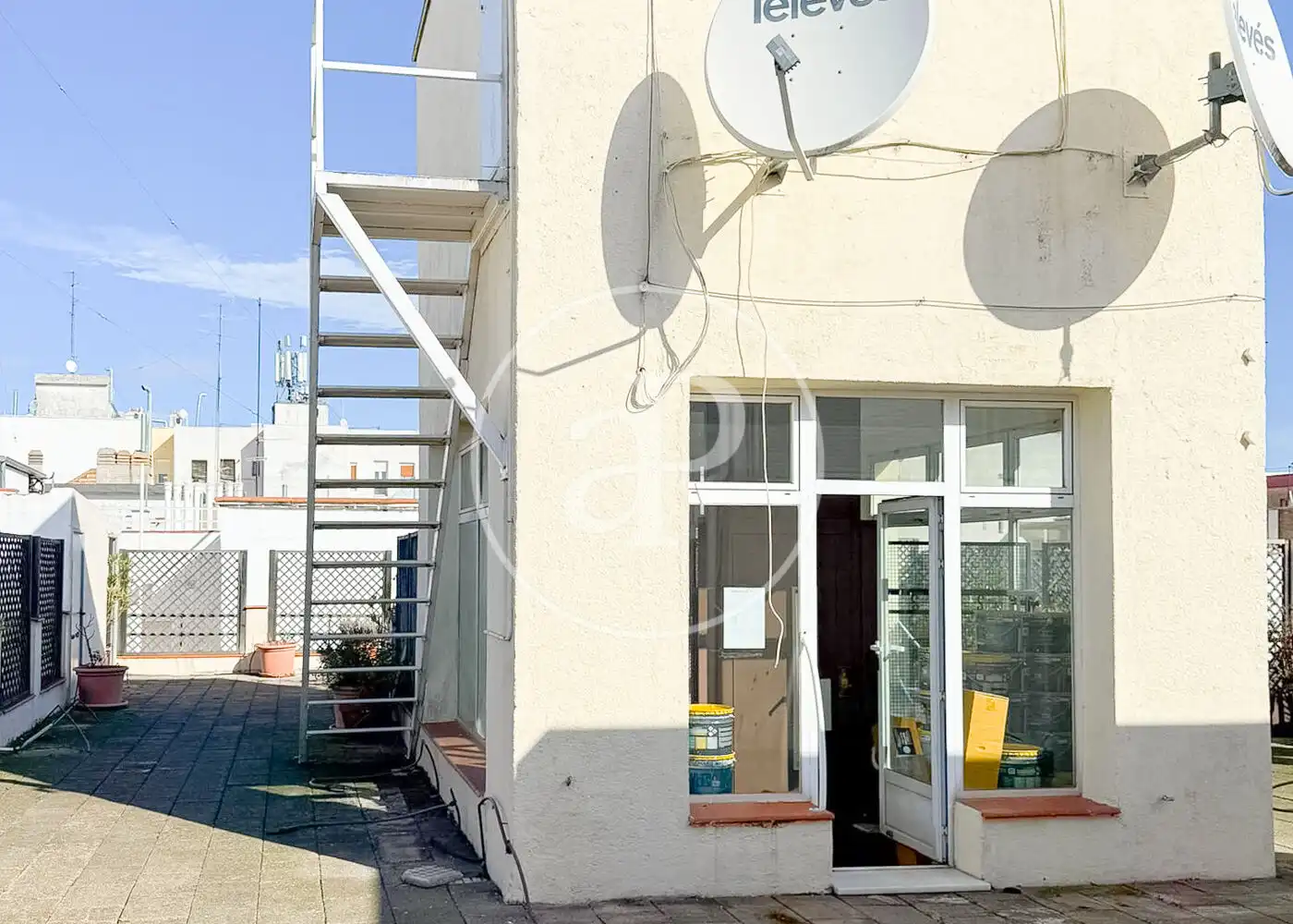 Vista exterior de Piso en venta en Madrid con Aire acondicionado, Calefacción y Amueblado