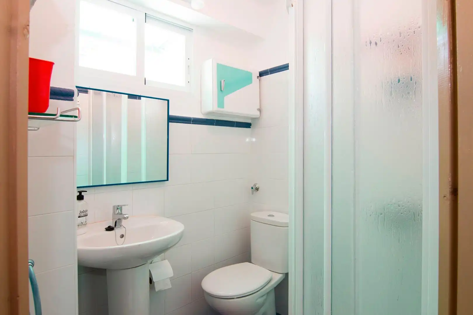 Baño de Finca rústica en venta en Güéjar Sierra con Terraza, Piscina y Balcón