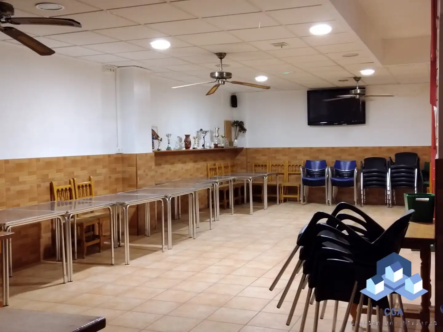 Commercial properties for sale in Lorca  with Air Conditioner